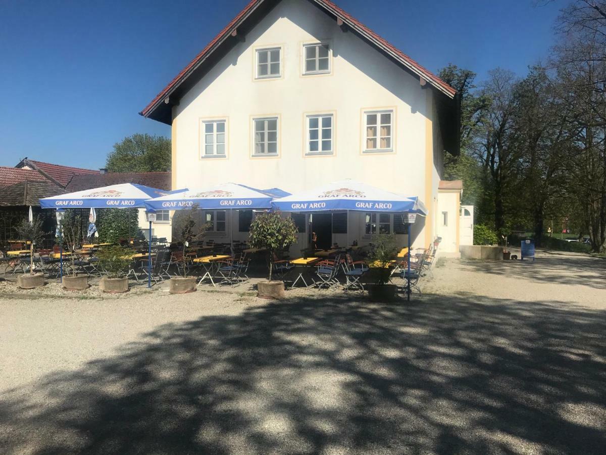 Il Castello Hotel Haiming Buitenkant foto